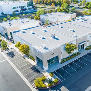 Commercial Building with Flat Roofing